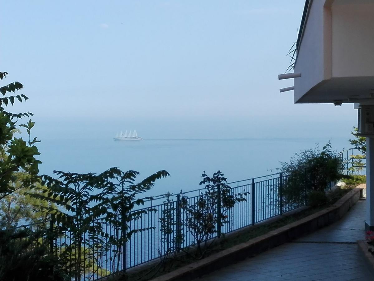 Bed and Breakfast La Nave Sul Mare Di Taormina Letojanni Exteriér fotografie